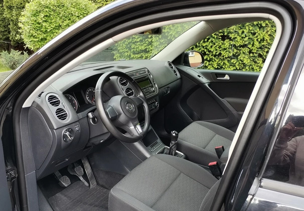 Volkswagen Tiguan cena 48800 przebieg: 162000, rok produkcji 2012 z Augustów małe 92